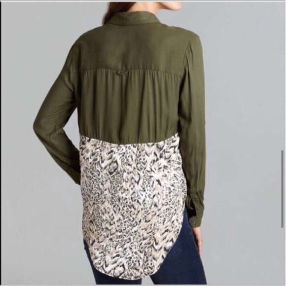 Free People Welcome to the Jungle Animal Print Buttonfront Blouse-Size M - Picture 2 of 13